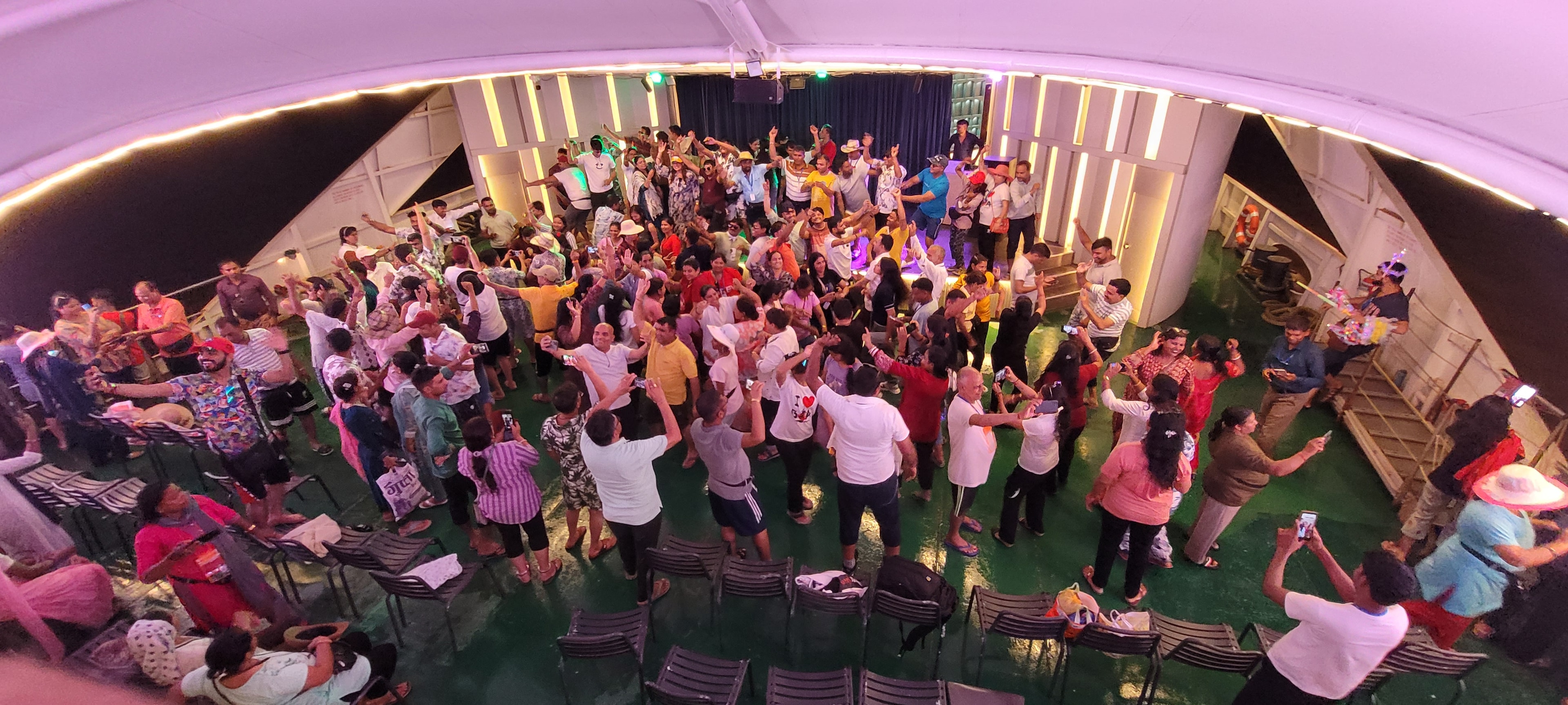 200 pax exclusive party boat in Goa